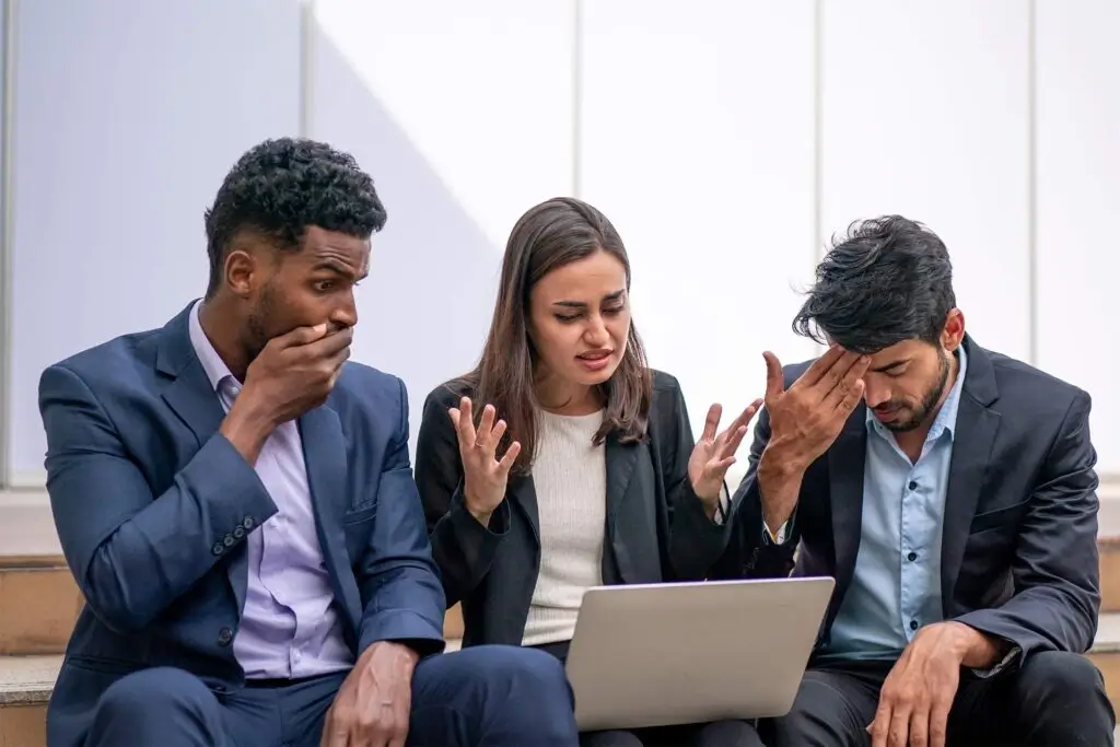 Colleagues reacting to a phishing incident